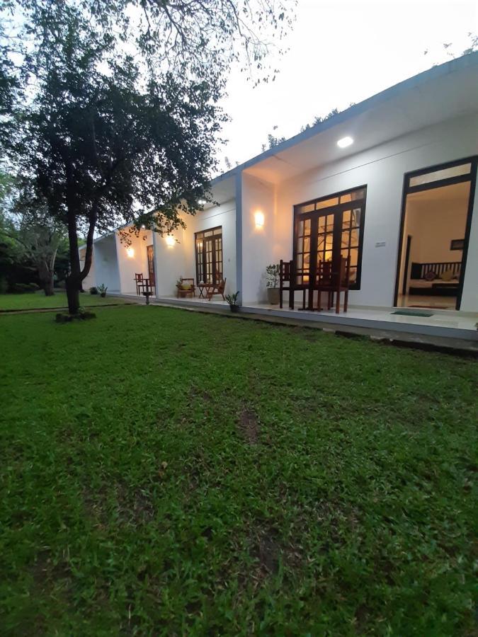 Hotel Chanara Sigiriya Exteriér fotografie